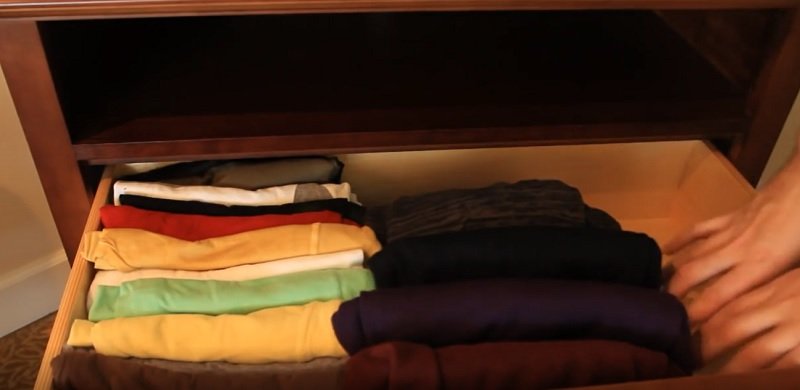 как правильно складывать футболки