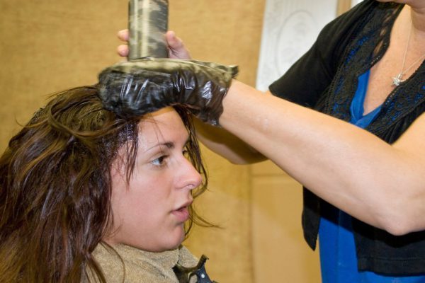 В каких пропорциях смешивать краски для волос