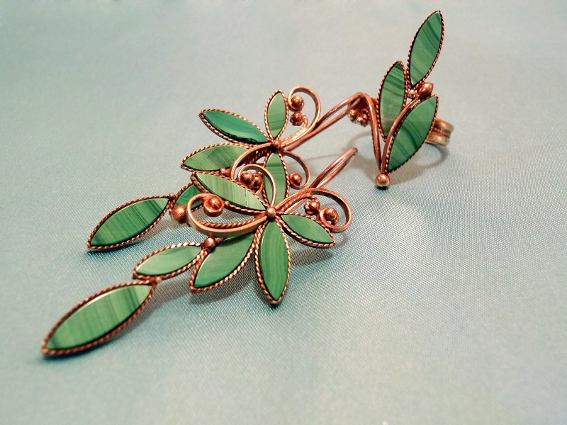 малахитовый камень