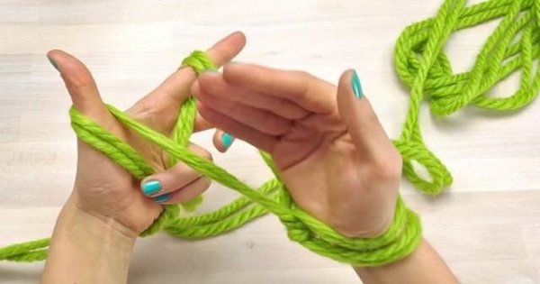 как связать шарф руками