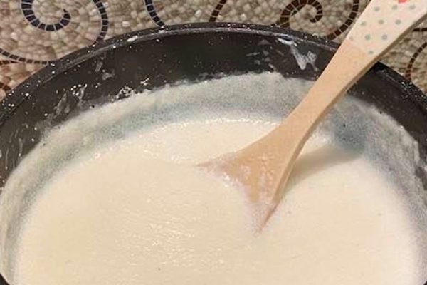 Немного поностальгировала, пока варилась манная каша