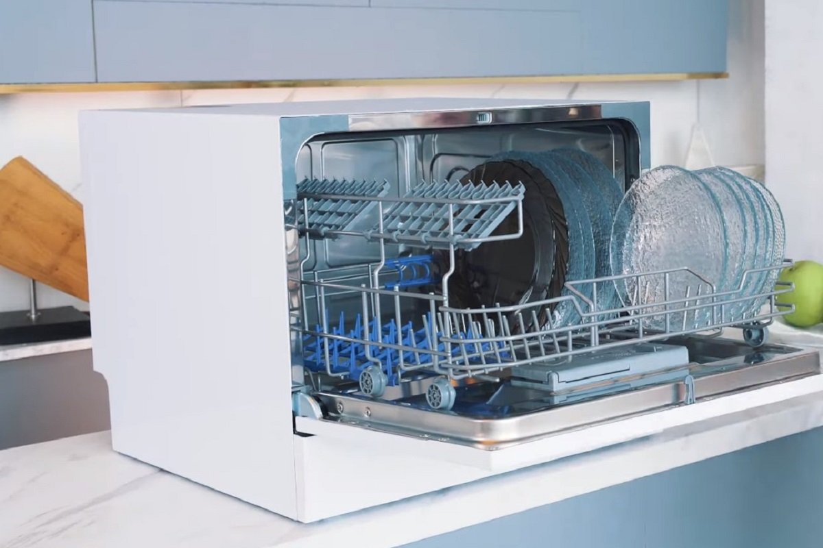 Как выбрать посудомоечную машину для кухни-малютки