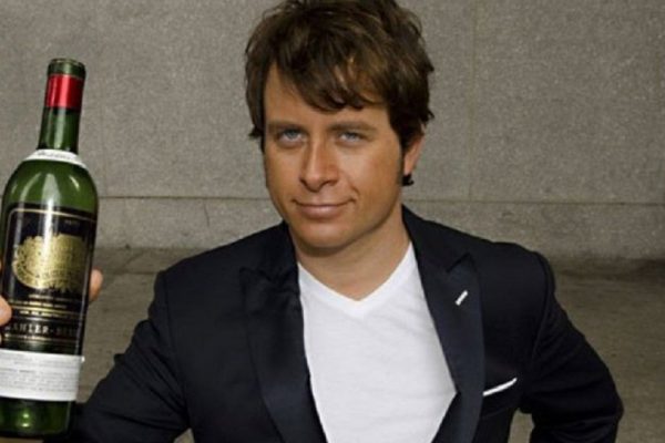 Именитый сомелье открыл нам глаза! Вот почему нужно брать самое дешевое вино.