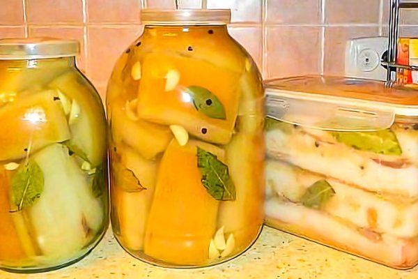 Украинская хозяйка подсказала оптимальный способ засолки сала в рассоле