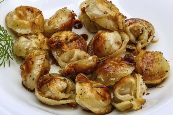 Тонкий ценитель пельменей выяснил, как их жарить, чтобы очуметь от полноты вкуса