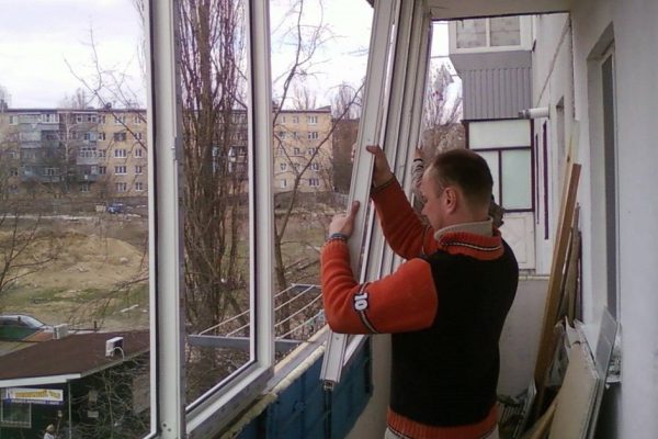 Эксперты по вентиляции жилых помещений бьют тревогу, все массово снимают пластиковые окна