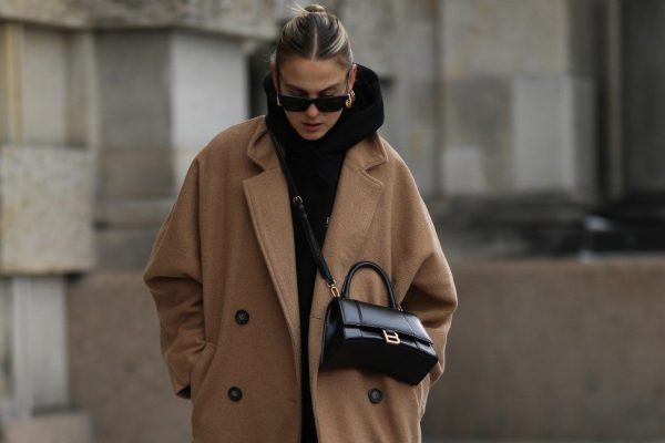 Признаки пальто, от которого старостью веет за версту