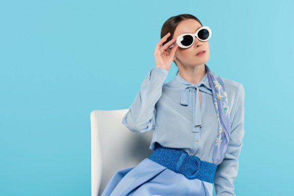 Цвета одежды, что из колхозницы сделают модную даму