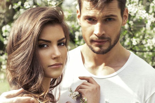 Кто превратится из утенка в лебедя в марте и неизбежно влюбится