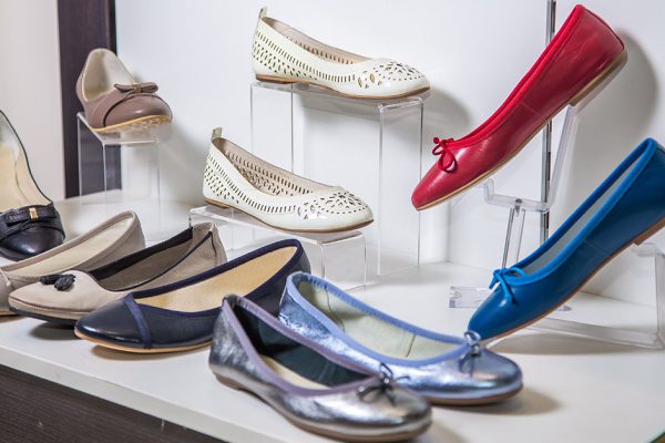 Подборка обуви для цветущих красавиц