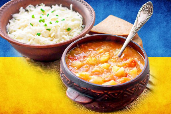 Украинский капустняк будет густым, сытным и вкусным, нужно лишь добавить в него правильную капусту