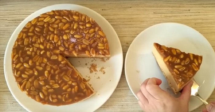 как украсить карамельный торт