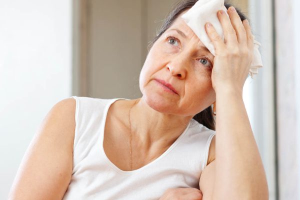 Дочка попросила присмотреть за внуком, пока она в больнице, но когда я узнала, как в ее семье всё устроено, то была в шоке