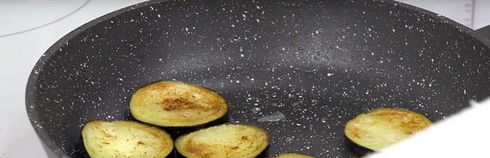 картофель с баклажанами и грибами