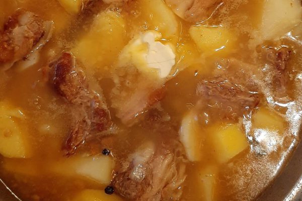 Как стушить картофель с мясом, чтобы получился пионерский идеал