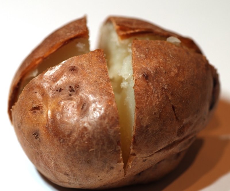 картофель в мундире запеченный с сыром