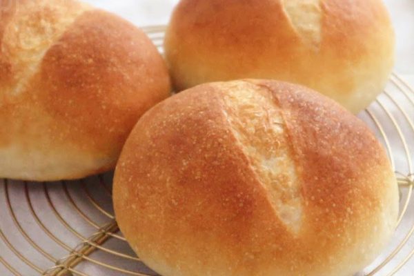 Часто пеку картофельный хлеб, ведь муж в него влюбился без памяти