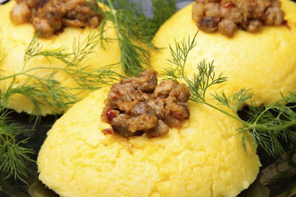 Привезенный из Буковеля рецепт фирменной буковинской мамалыги