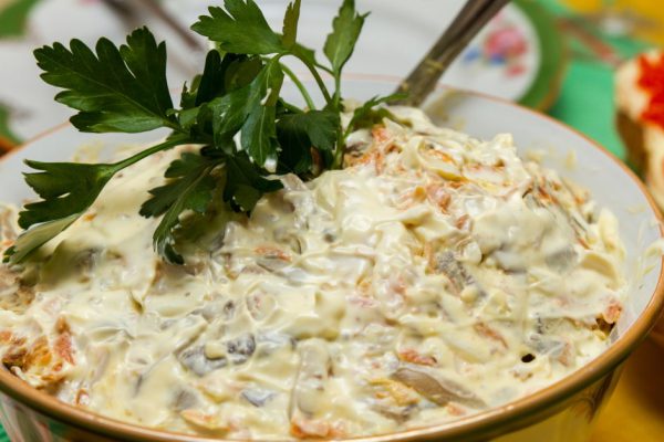 Рецепт печеночного салата с луком