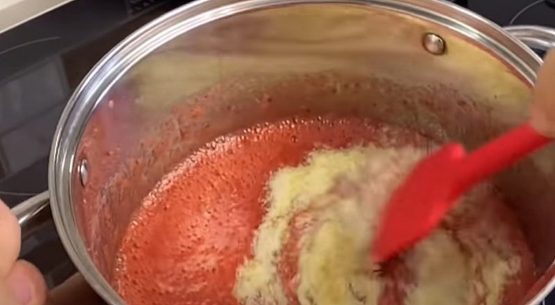 клубника с сахаром