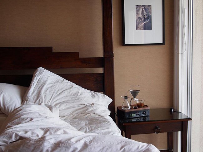 будильник кофеварка