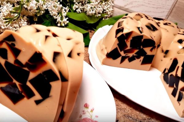 Как приготовить желейный торт с кофе