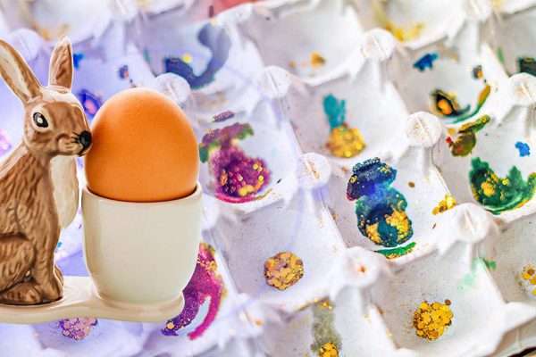 Наскучили яйца в луковой шелухе, решила попробовать что-то новенькое на Пасху