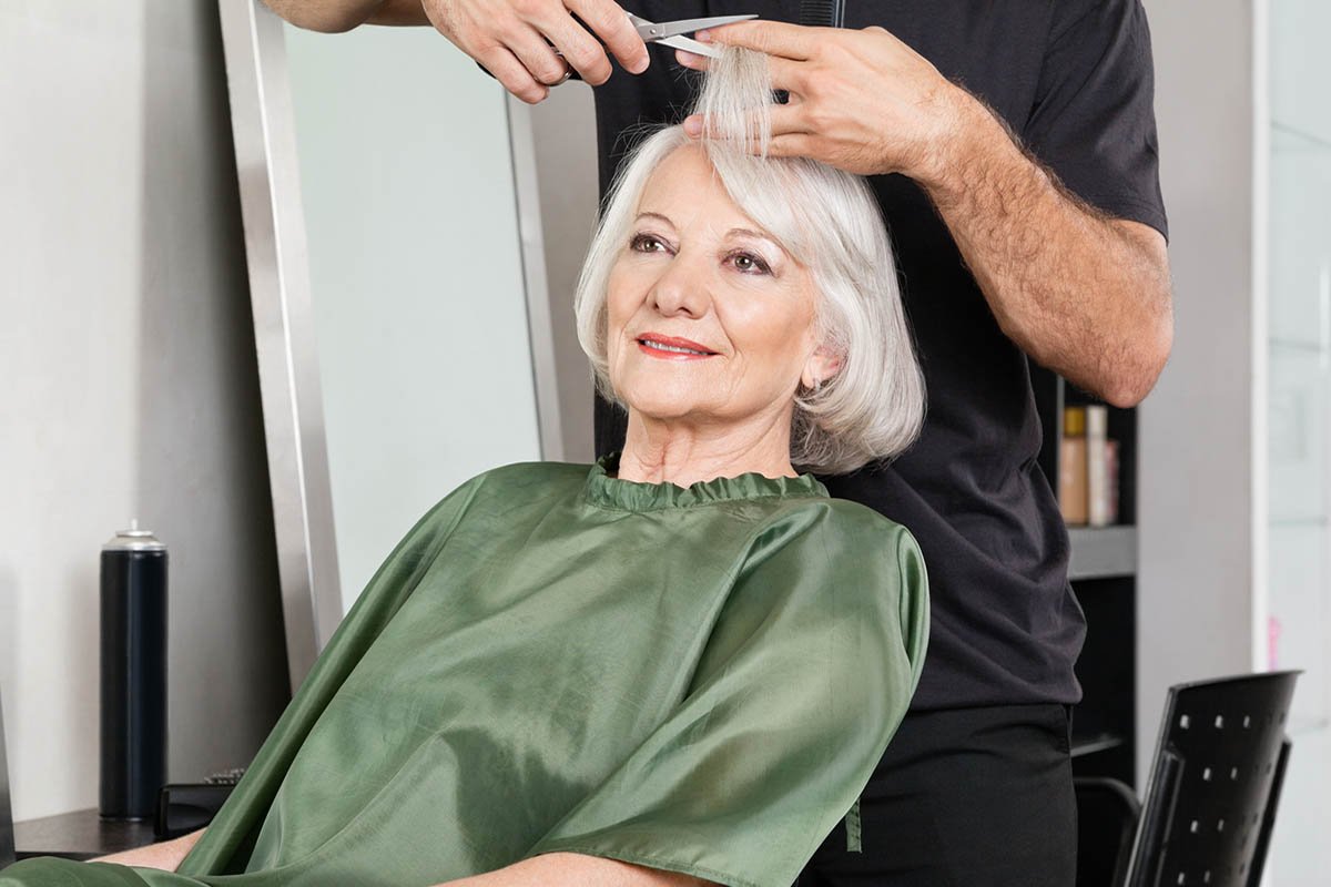Как быстро подстричь бабушку