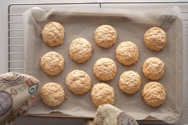 Изящное печенье «Кокосанка», для которого не понадобится ни грамма муки и минимум сахара