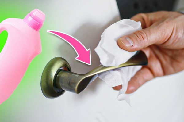 Мама хотела увезти 5 л кондиционера для белья на дачу, не пользуемся, но я нашла ему гениальное применение