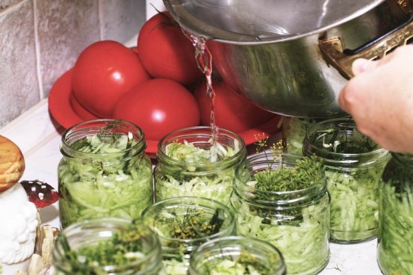 Проверенный рецепт для консервации «Огурцы в огурцах»