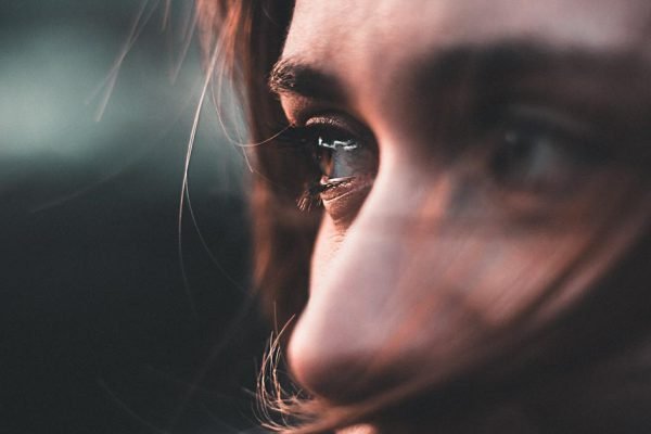 Я планировала побыть за границей несколько лет, но после недавнего звонка подруги я умчалась домой, бросив всё