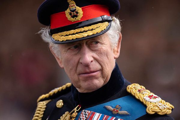 Поговаривают, что король Чарльз III отказался от химиотерапии и собирается лечиться альтернативными способами