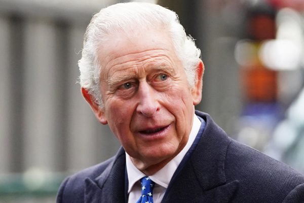 Из Букингемского дворца пришли тревожные новости, у короля Чарльза III обнаружили серьезное заболевание