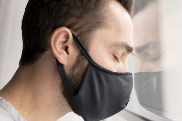 Насколько быстро распространяется новый штамм COVID-19 из Великобритании