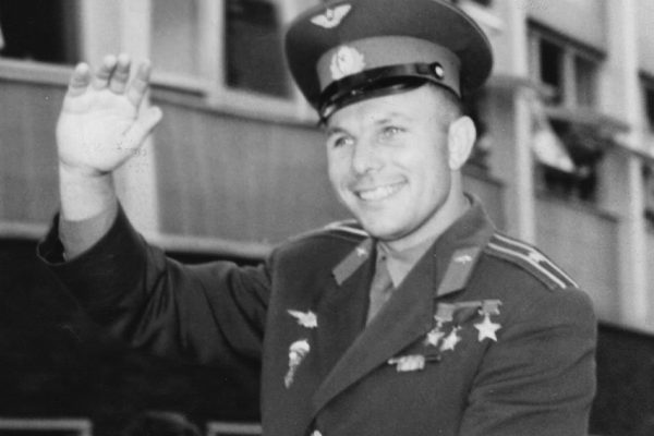 Космонавт Юрий Гагарин не земной человек, а небесный, он на дух не переносил вранья