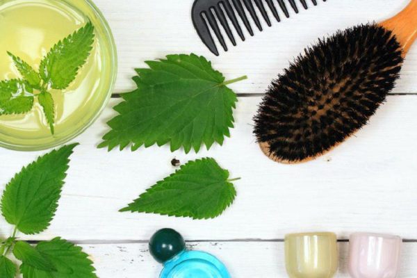 Рецепт витаминной маски для волос из крапивы