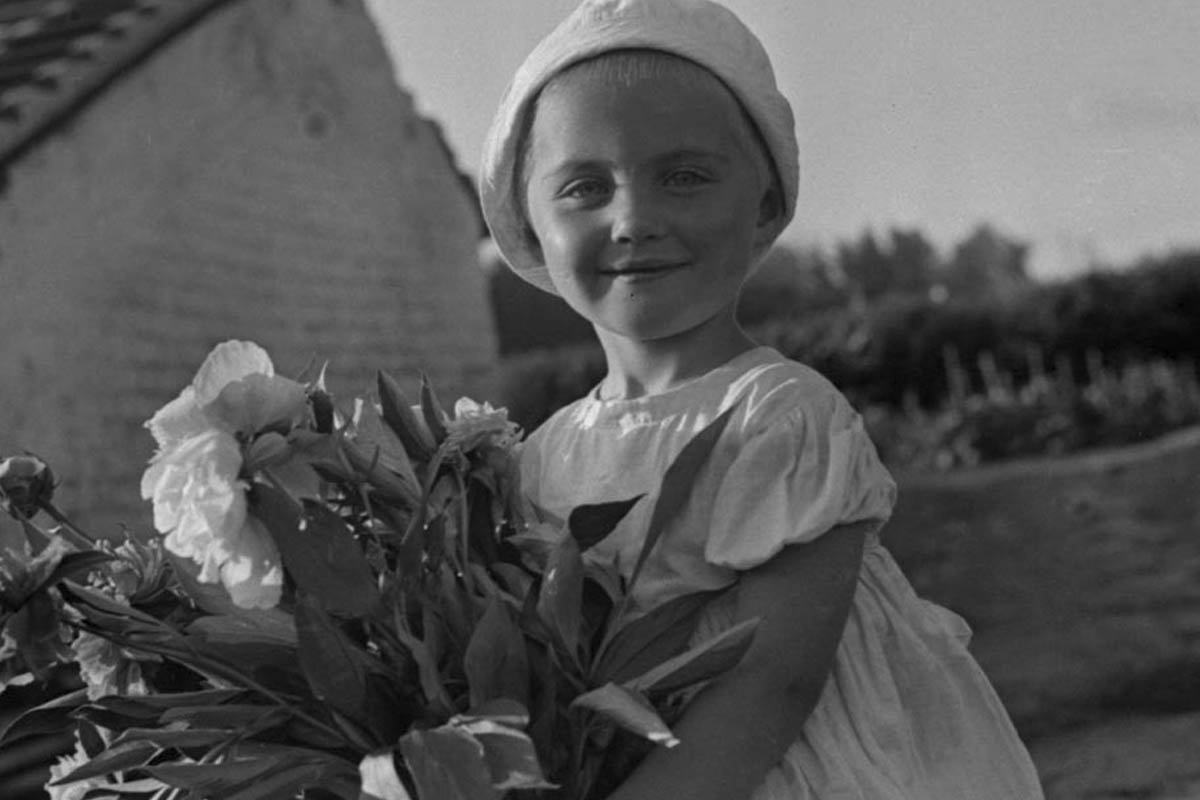 Какие имена для девочек были популярны в СССР и какие из них возвращаются в моду сейчас
