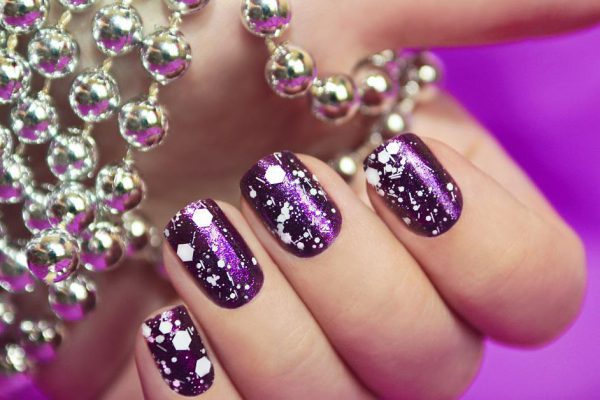 Идеи праздничного маникюра
