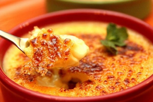 Крем-брюле по фирменному рецепту Арама Мнацаканова. Десерт, отказаться от которого невозможно!