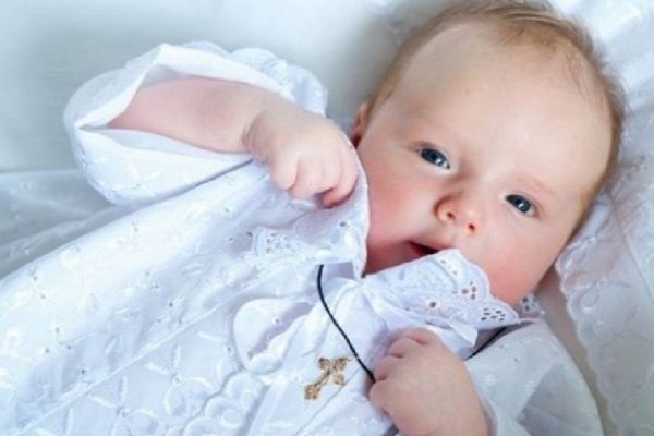 Кого нельзя брать в крестные и почему