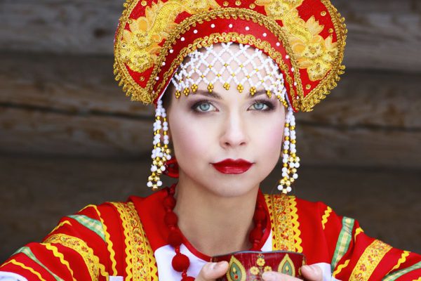 Какими женскими именами величали дворянок, а какие были у простых крестьянок