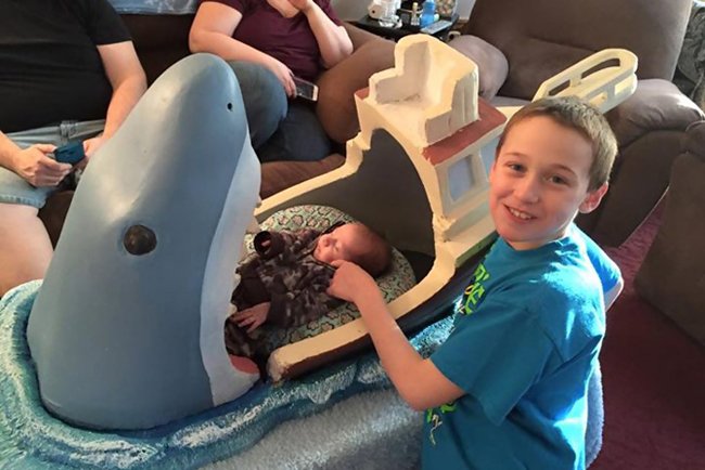 кроватка-акула