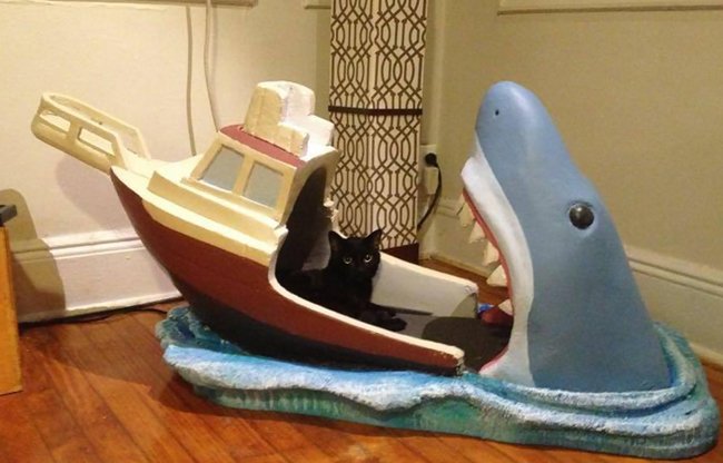 кроватка-акула