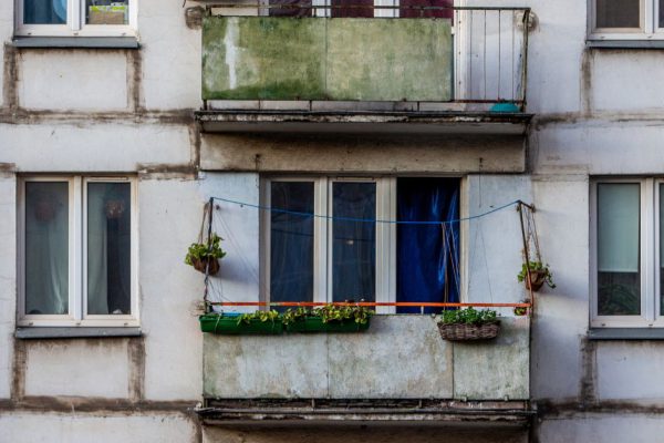 Какие преимущества можно получить от переноса кухни на балкон