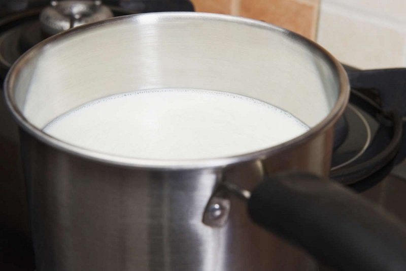 молоко и дрожжи