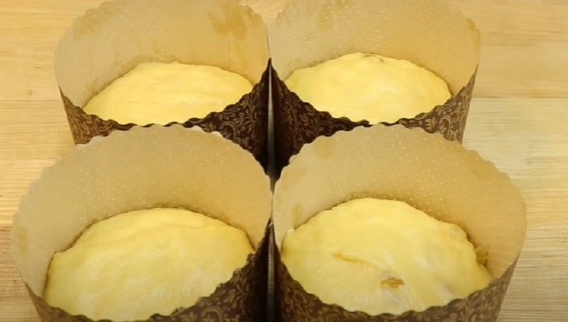 куличи в форме