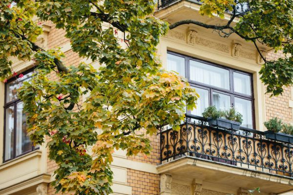 Неочевидные преимущества квартиры без балкона