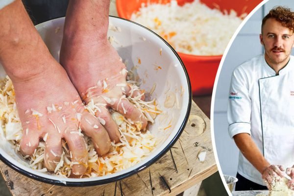 Квашеная капуста хрустящая и сочная в банке