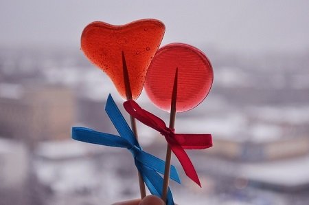 леденцы на палочке